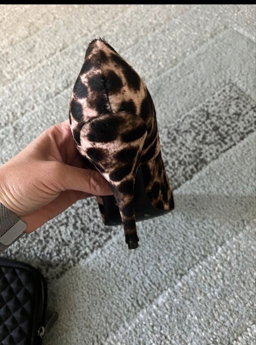 Musette Pony leopard marimea 37 purtati o singura data