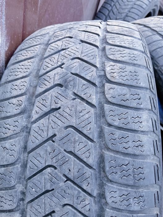 Anvelope 225/45R17 iarnă Pirelli