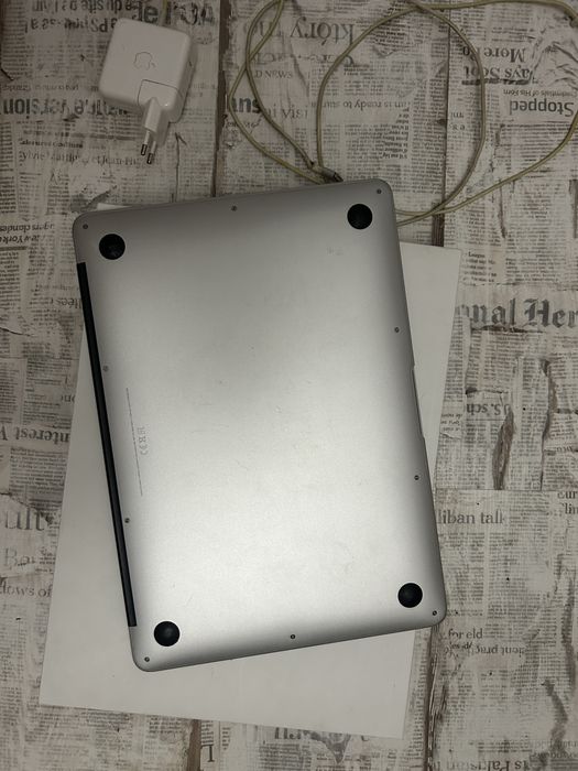 Apple macbook air 2017 FULL BOX