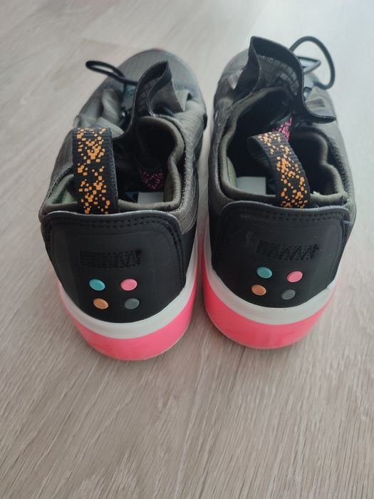 Маратонки Nike air max dia