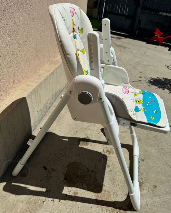 Scaun masă bebe și copii