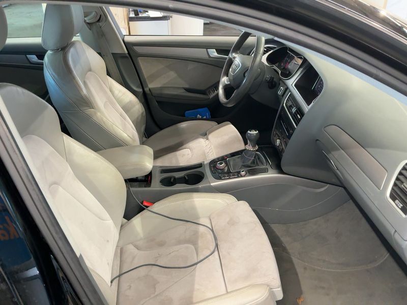 Audi A4 2.0 TDI Attraction 2013