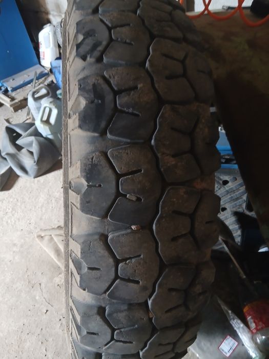Продам покрышки на 9