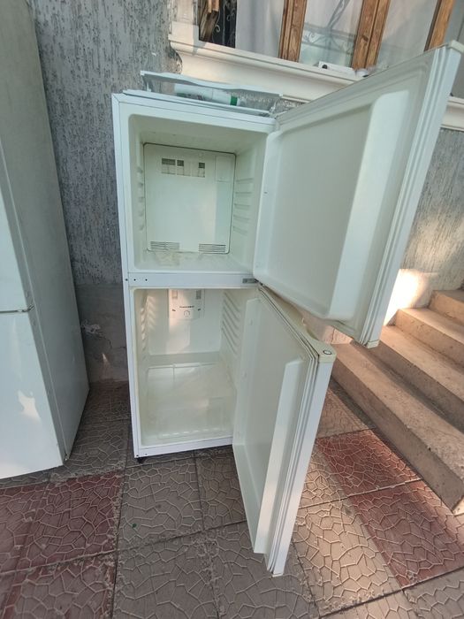 Холодилник срочна сотилади ишлаши яхши