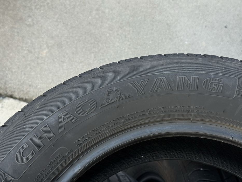 225|65 R17. Комплект шин.