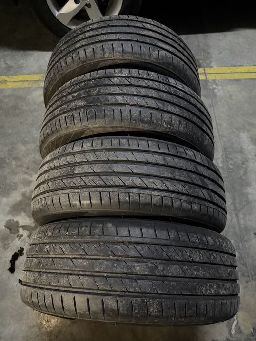 Продам шины летные R17