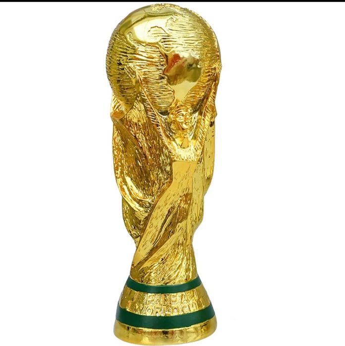 Световната купа по футбол/World cup trophy