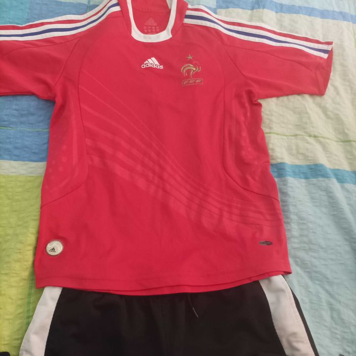 Лот от оригинални дрехи