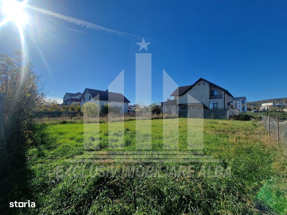Teren intravilan | 457 mp | Toate utilitatile | Cetate