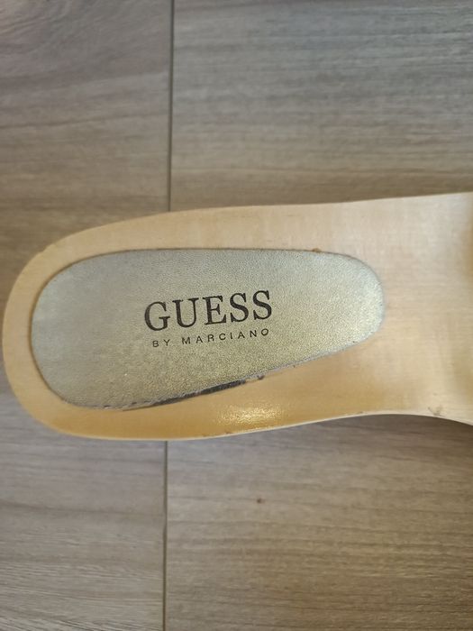 Saboți /Papuci Guess by Marciano. Talpă lemn , mărimea 37