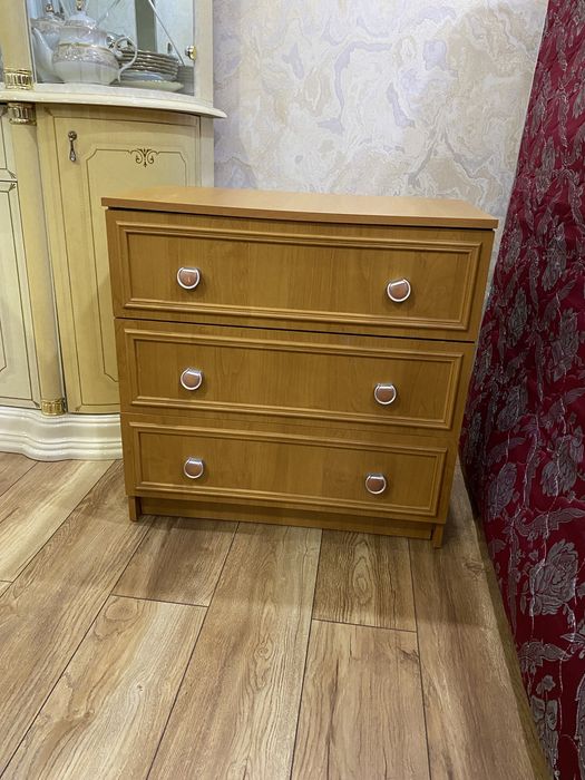 Продам спальний гарнитур