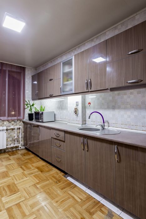 5-комнатная на Дружба Народов, 159м2, 5/4/9