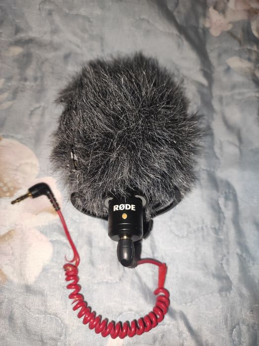 Микрофон Rode VideoMicro черный