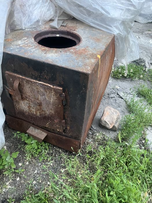 Продам металический печь
