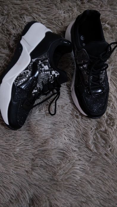 Adidași noi  import 36