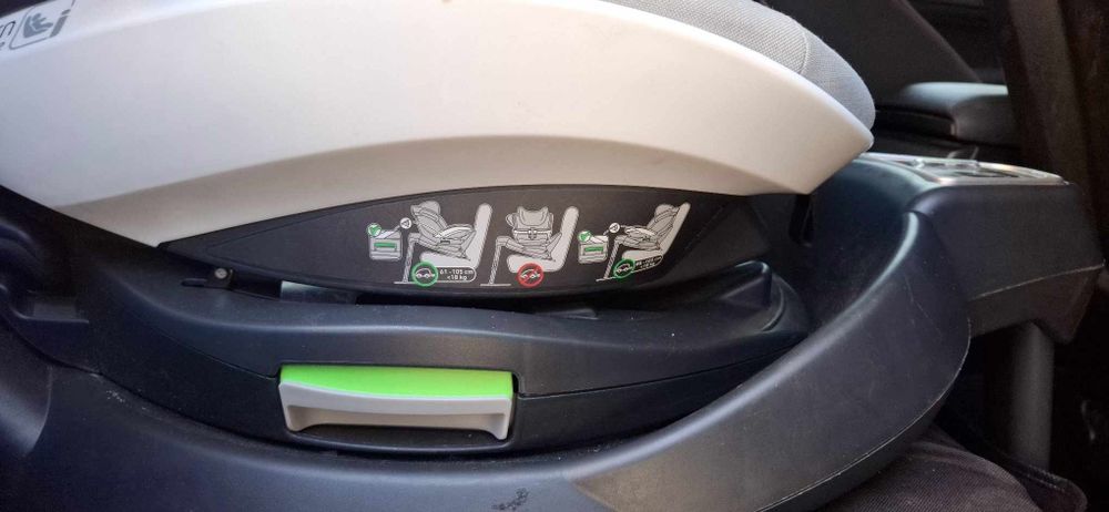 Scaun auto BeSafe iZi Turn i-Size 2022, rotativ, 6 luni-4 ani