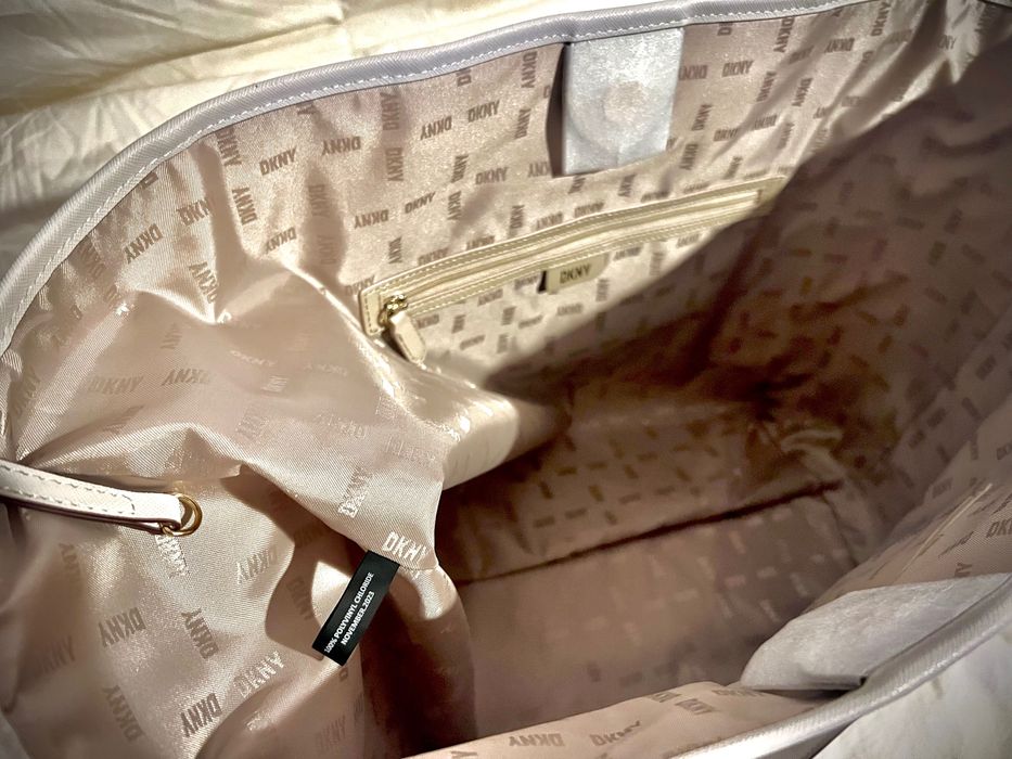 Geanta DKNY nouă