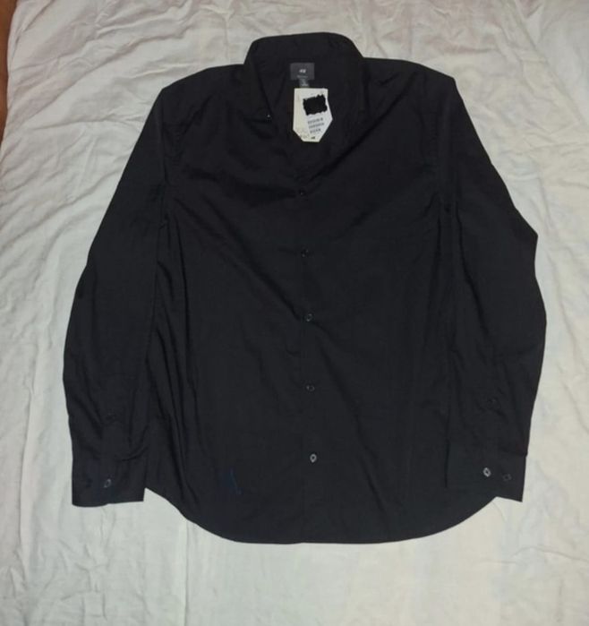Cămașă neagra H&M nepurată cu etichetă mărimea xl