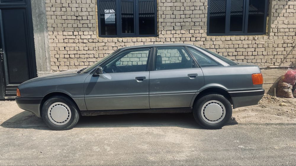 AUDI 80 Ауди 80.