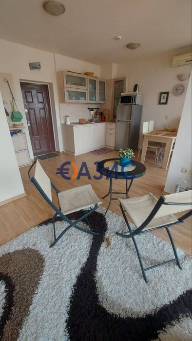 Продава се Двустаен апартамент в к.к. Слънчев бряг - 52 кв.м за 687 €/кв.м - Снимка #2