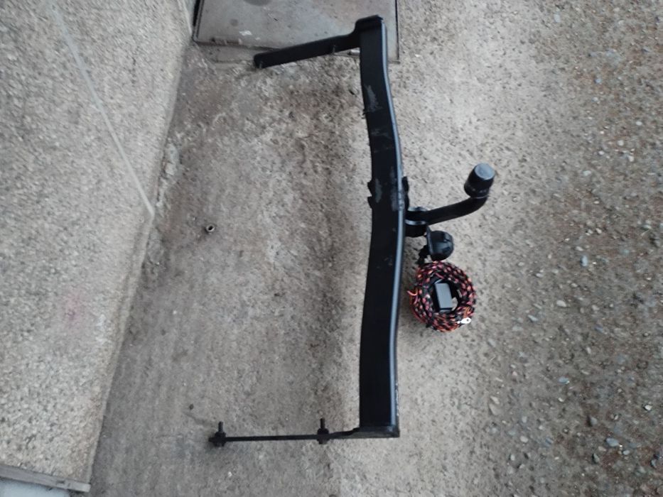 Теглич за Audi A3 и VW Golf 5