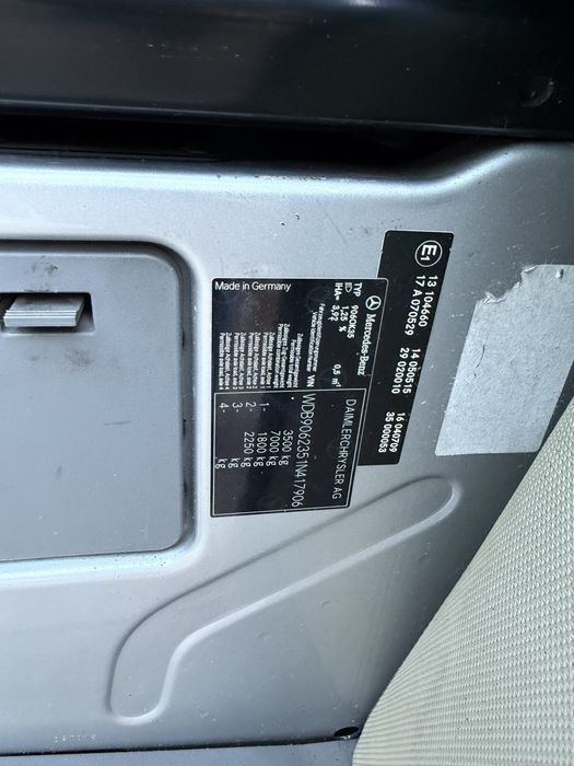 Vând mercedes sprinter 318