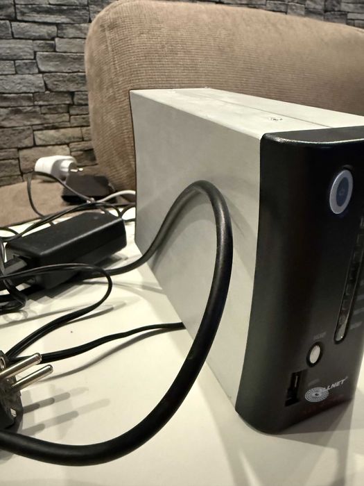 Vând NAS Allnet all6260 cu HDD 500GB network storage