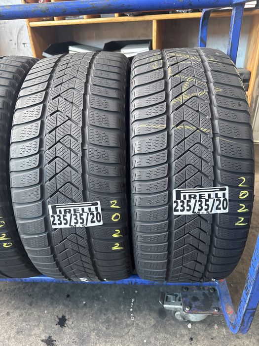 235/35/20 Pirelli M+S