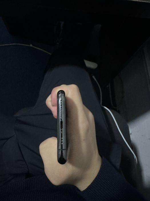 Айфон 11 про орка ойнаси синган