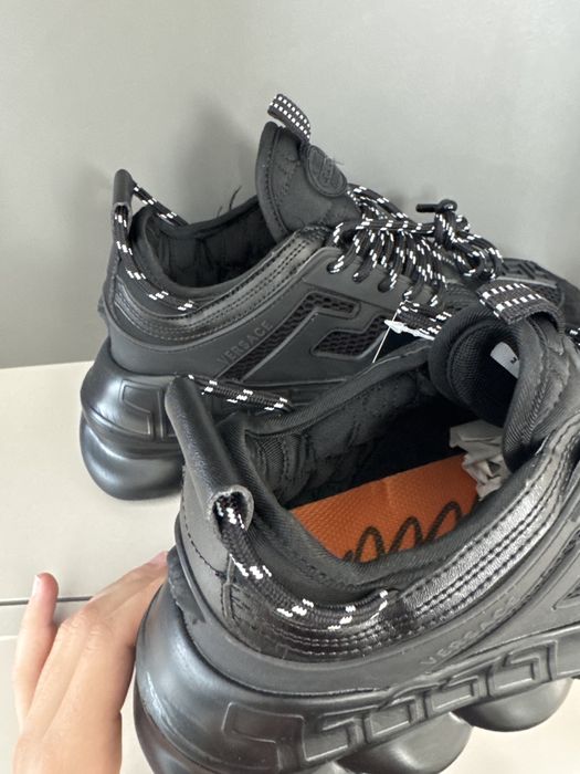 PREMIUM!!versace chain reaction marimea 41!!PRODUS NOU!!LIVRARE CU VEIRIFCARE!!