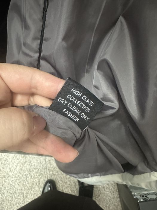 Продам пуховик Avrora