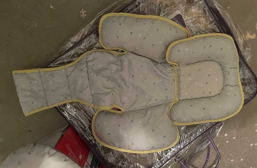 Perna multifunctionala 10 in 1 coral Clevamama