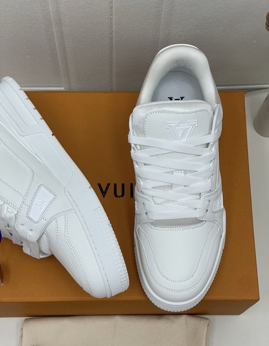 Adidasi louis vuitton