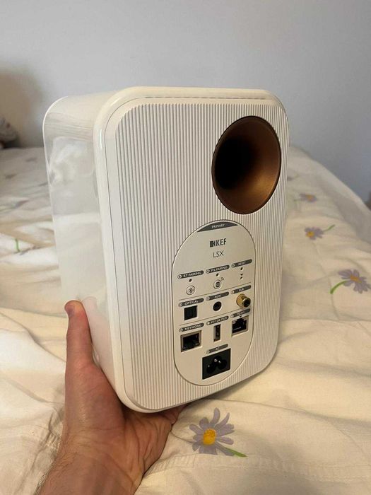 Sistem boxe active KEF LSX