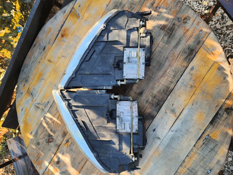 Фарове за тоарег 2004г