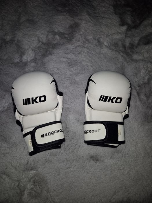 Manusi MMA Knockout