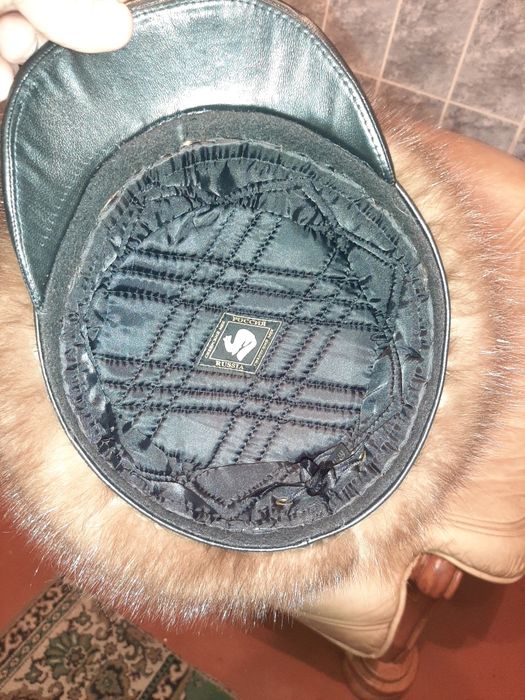 Шапка из меха соболь