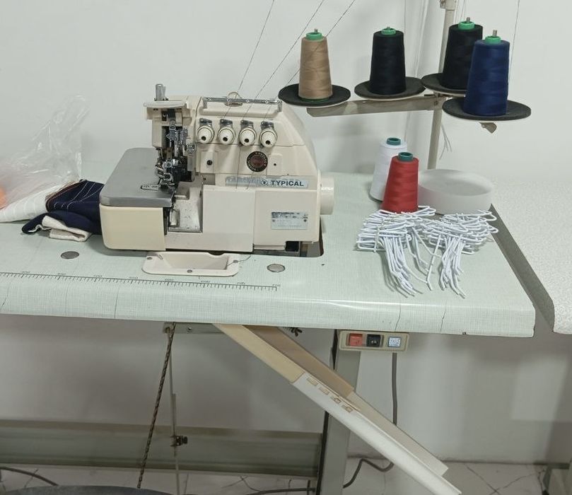 Tikiv mashinalari sotiladi