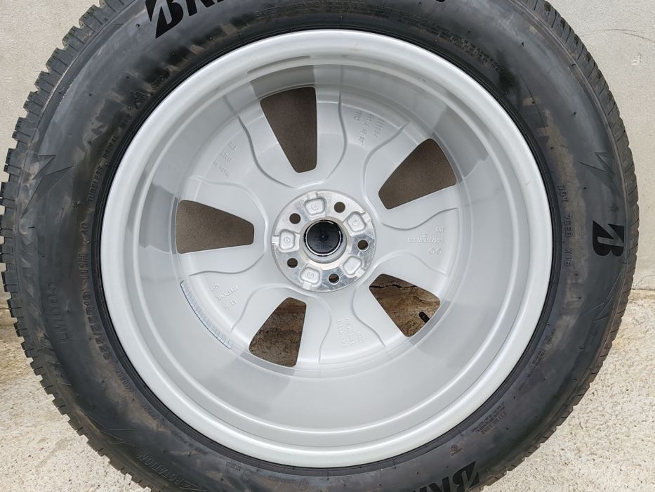 Ауди 19 цола, Audi Q7 E-tron