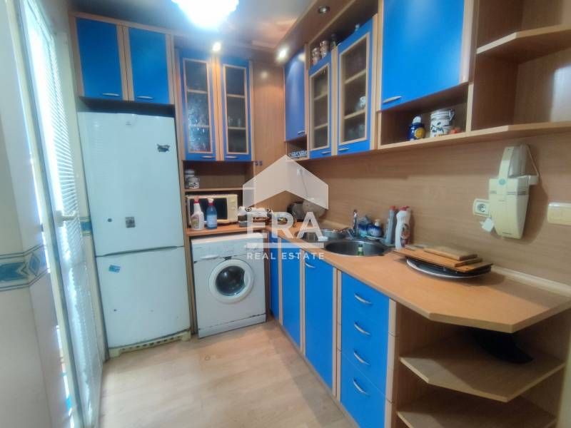 Продава се Двустаен апартамент в Хасково, Бадема - 64 кв.м за 1156 €/кв.м - Снимка #2
