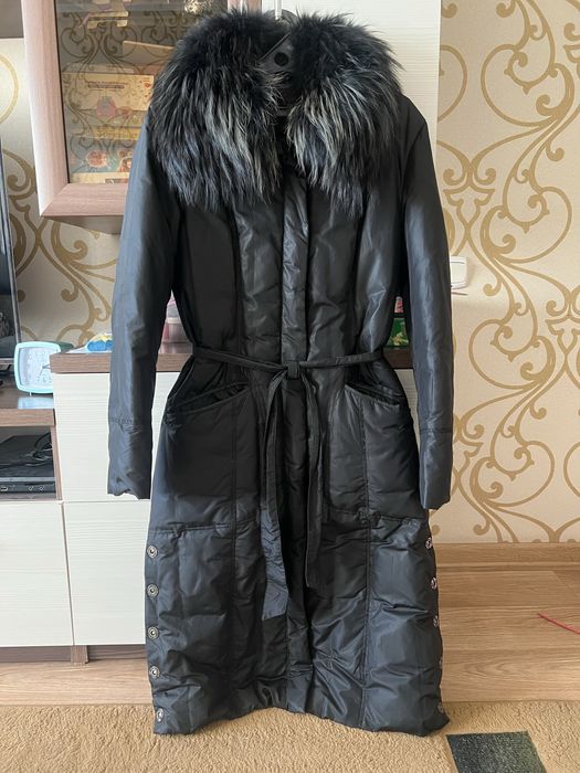 Продам зимний пуховик