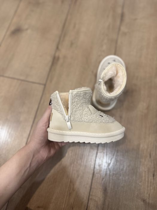 Продам детские угги