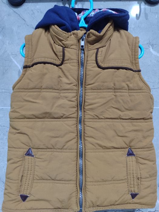 Детская жилетка для мальчика