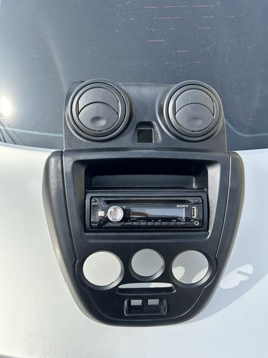 Магнитафон от лада гранта