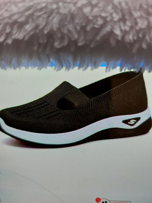 Pantofi Sport negru-alb  Casual-NOI- nr. 39 ..ptr nr.39.5-40