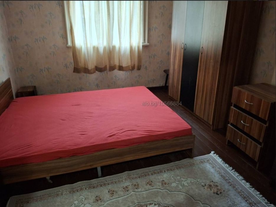 Обзаведен 2 стаен Център. ДВЕ ОТДЕЛНИ СТАИ С БАЛКОН