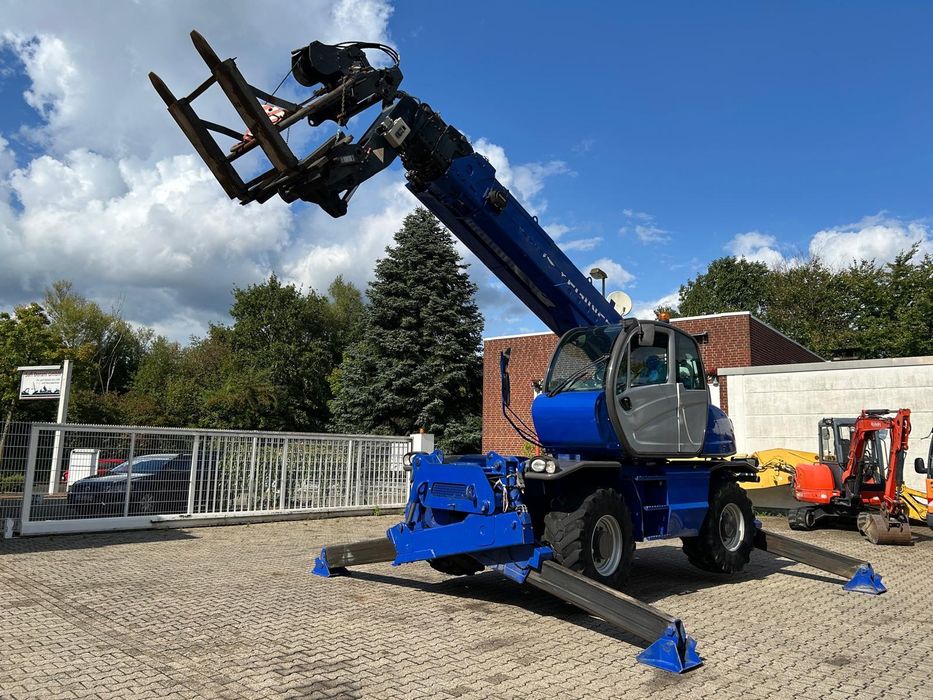 Închiriez motostivuitor stivuitor manitou încarcator telescopic macara