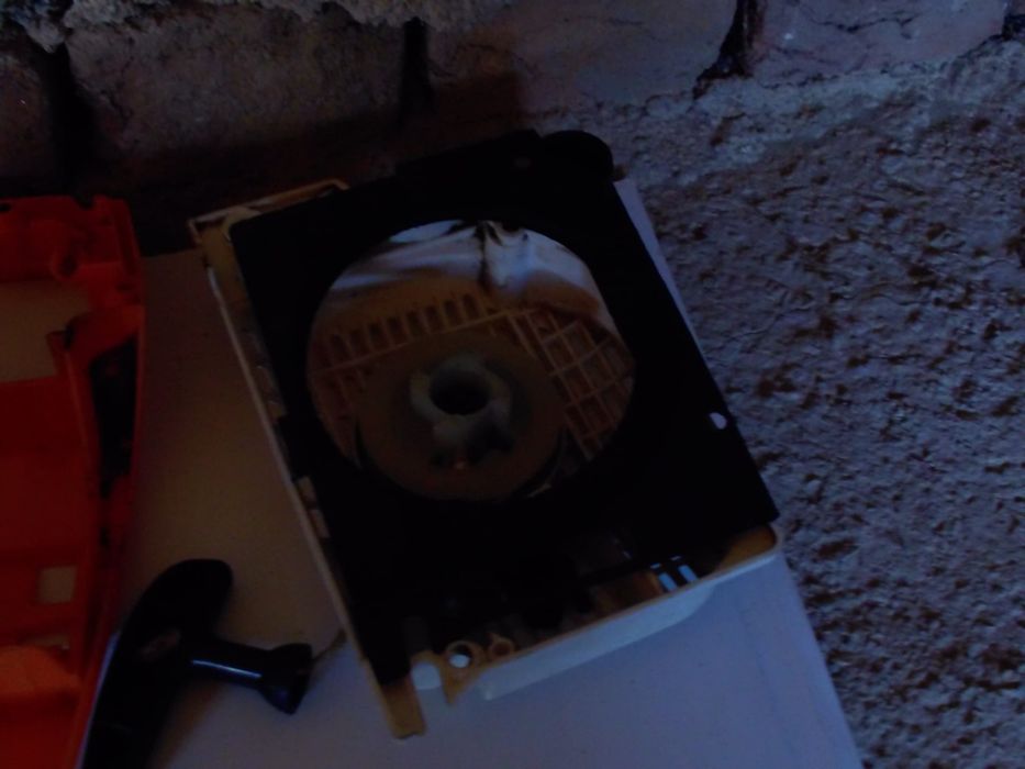 Китайска моторна резачка Stihl на часи