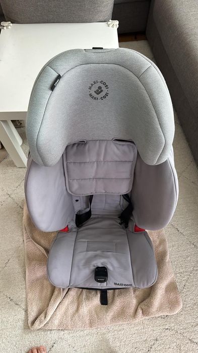 Детско столче maxi cost Titan
