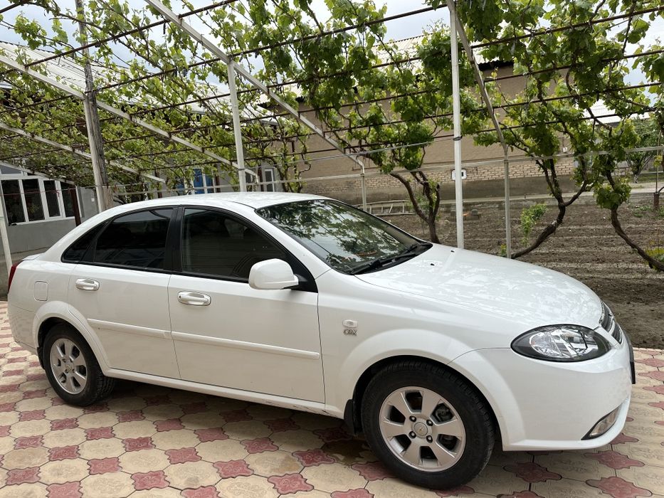 Chevrolet Gentra 2015, ideal holatda, toza avtomobil